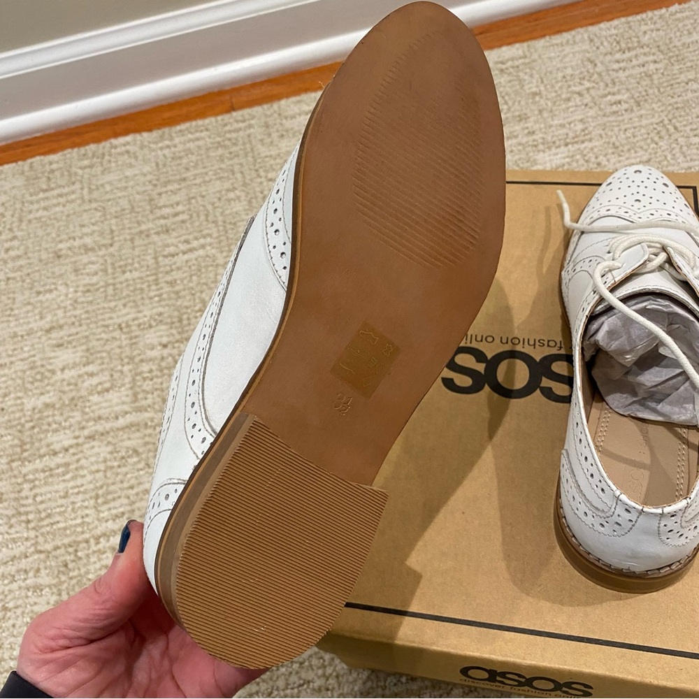 ASOS NIB White Leather Brogue Oxford Shoes lace up size 5 1/2 - Picture 3 of 5